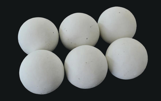 Palle dell'ossido di alluminio di elevata purezza una sfera ceramica di 10 di millimetro dell'allumina della macinazione palle di media