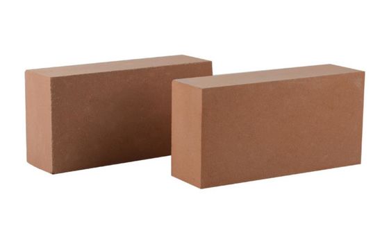 Contenuto leggero Al2O3 del mattone 35%-40% del forno dell'allumina di base del materiale refrattario